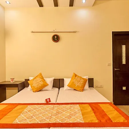 Oyo 3594 Kamla Nagar Hotel